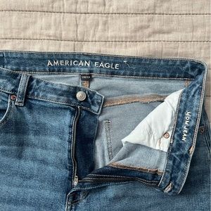 American Eagle Stretch Mom Jeans